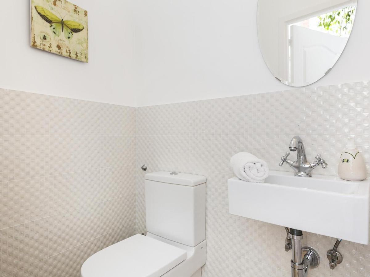 Sitges Spaces Beach House-4 Bedrooms, 3 Bathrooms, Large Terrace, Jacuzzi, Center-Beach 外观 照片