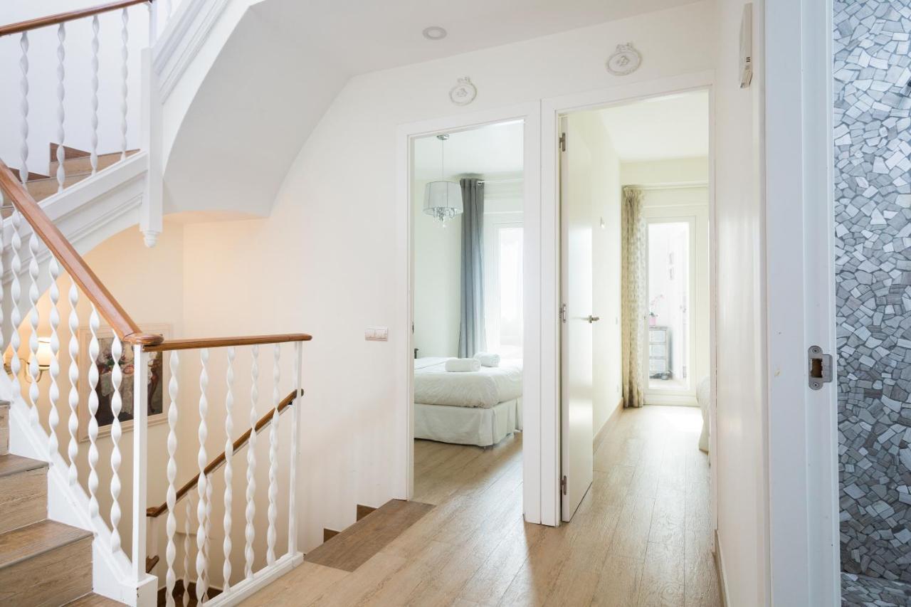 Sitges Spaces Beach House-4 Bedrooms, 3 Bathrooms, Large Terrace, Jacuzzi, Center-Beach 外观 照片